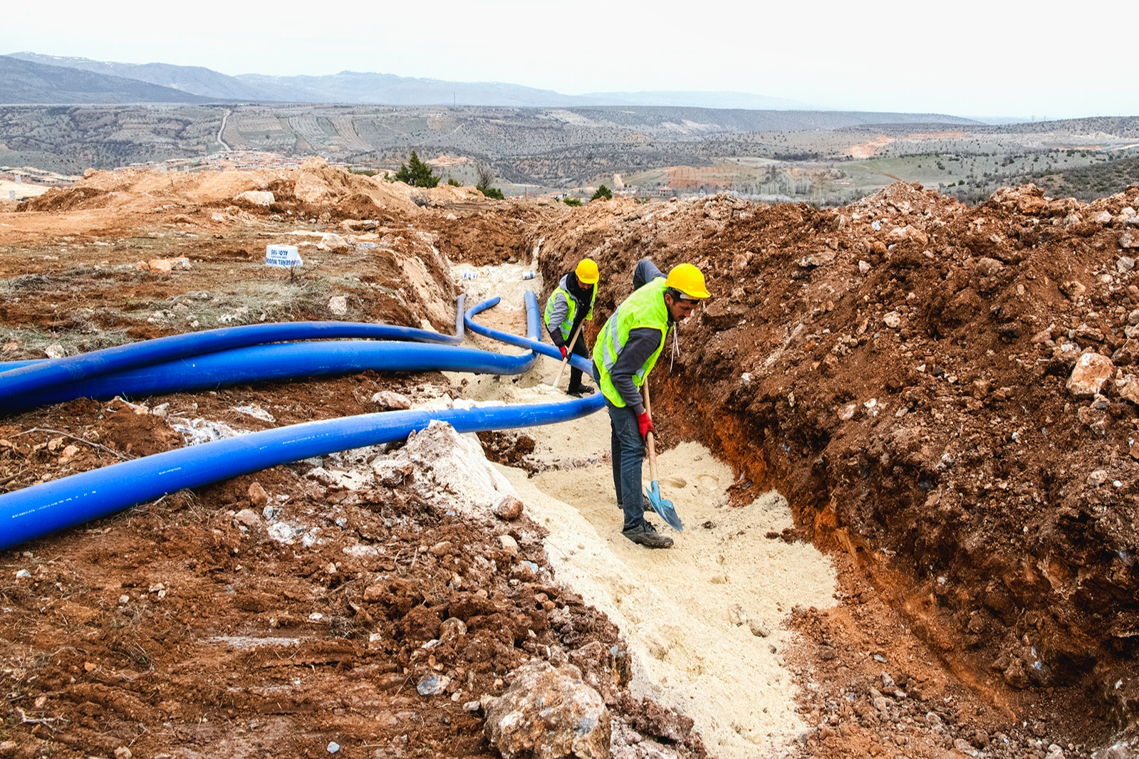 Malatya'da 8 bin 100 metre altyapı