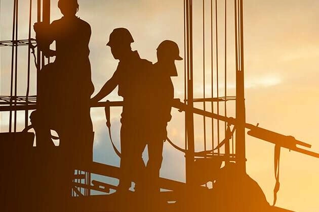 İnşaatta faaliyet artışı geçici, güven dipte