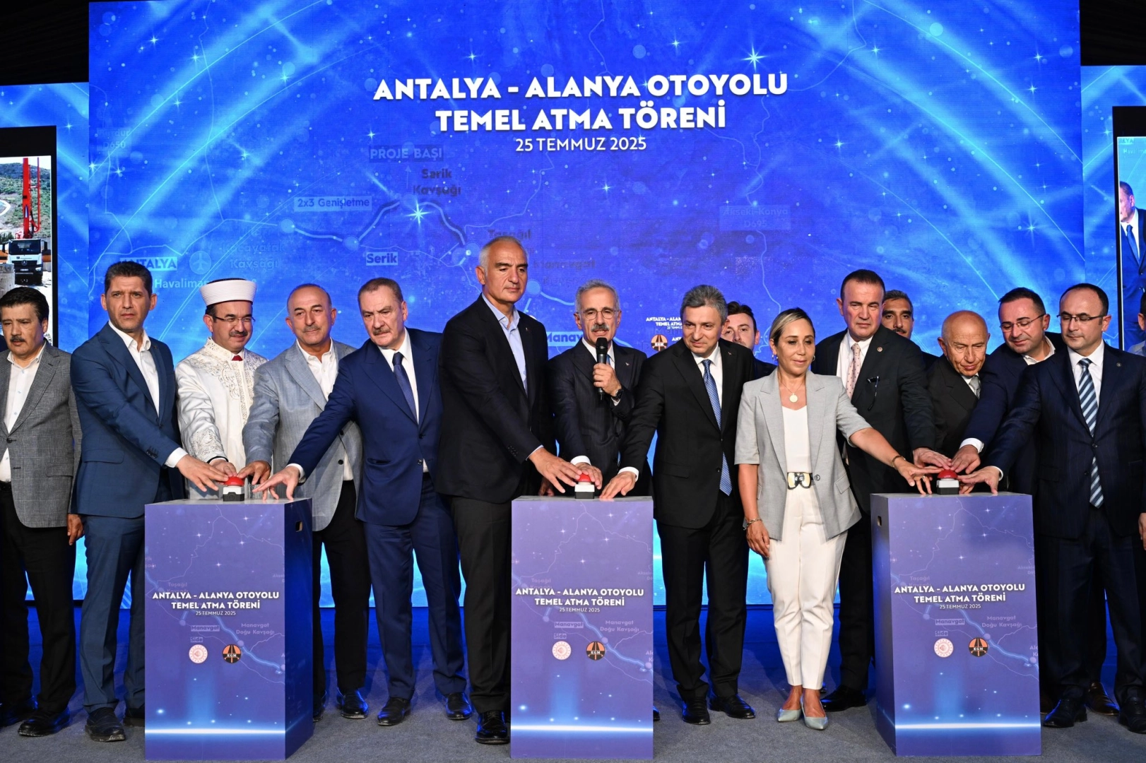 Antalya-Alanya Otoyolu’nun temeli atıldı... Turizmin başkentine dev yatırım